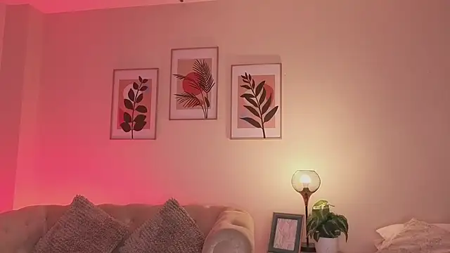 DahianaWalcott webcam