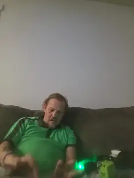 yourmasterisbored - YourMasterisBored's free webcam - UK Sex Cams