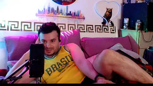 iuligruia69 - Iuligruia69's free webcam - UK Sex Cams