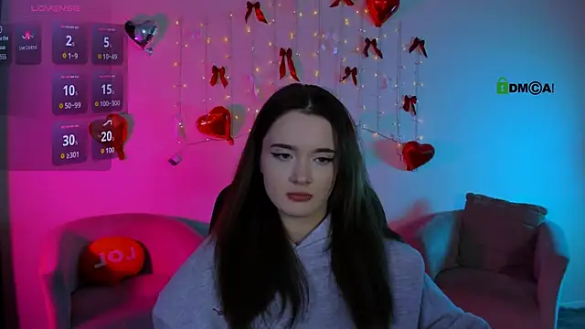 nude live sex Liana Kisses