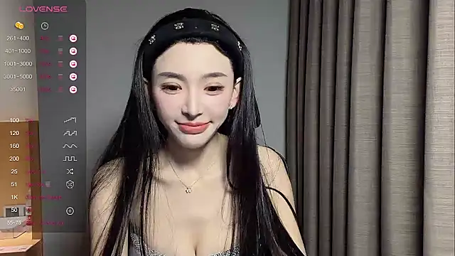 美女kiki-12在线直播