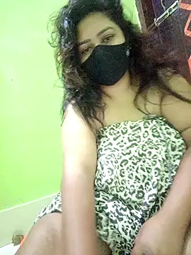 Webcam Model (Papte-)  is live.Free join now!