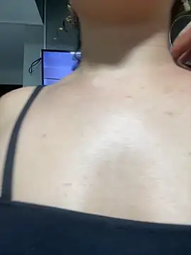 camilacastillo - CamilaCastillo's free webcam - UK Sex Cams