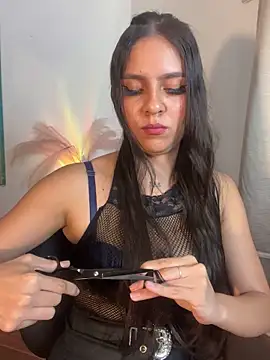 alisaa_jhons1 webcam