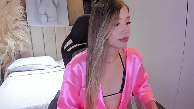 EmilyJohnsoon webcam