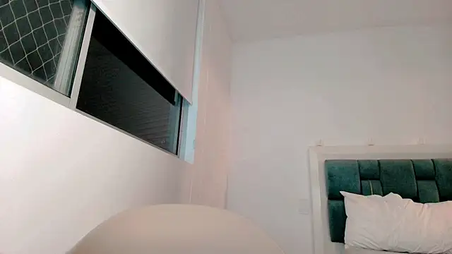 paulina_ponce - Paulina_ponce's free webcam - UK Sex Cams