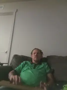 yourmasterisbored - YourMasterisBored's free webcam - UK Sex Cams