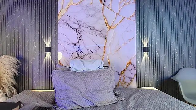 big_tits_in_your_face webcam