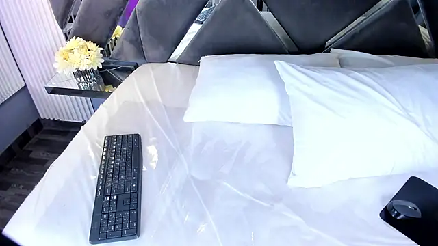 ivonne_millerr - Ivonne_Millerr's free webcam - UK Sex Cams