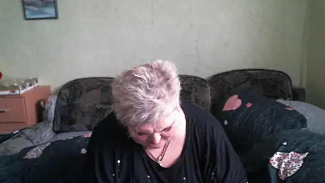 lana555 - Lana555's free webcam - UK Sex Cams