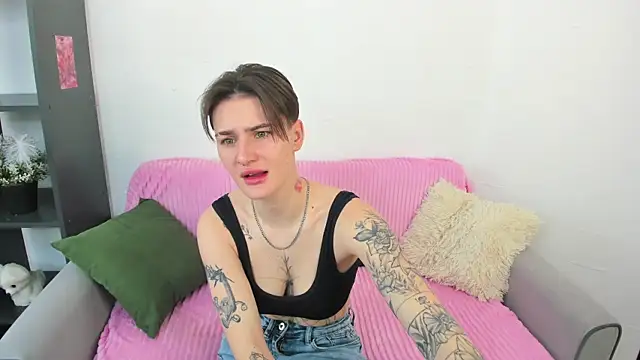 milenakeeks - MilenaKeeks's free webcam - UK Sex Cams