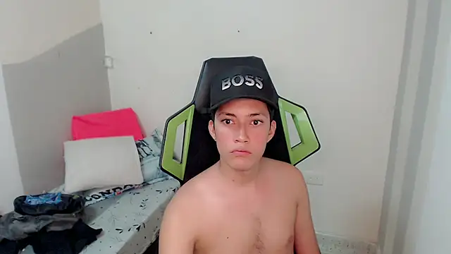 street_poemm_ - Street_poemm_'s free webcam - UK Sex Cams