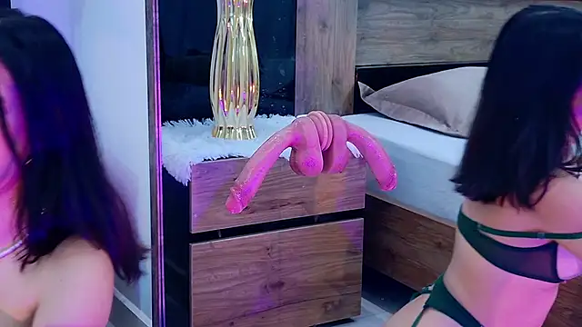 daphnewayne - DaphneWayne's free webcam - UK Sex Cams