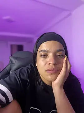 juanitamore01 - JuanitaMore01's free webcam - UK Sex Cams