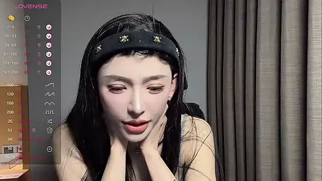 美女kiki-12在线直播