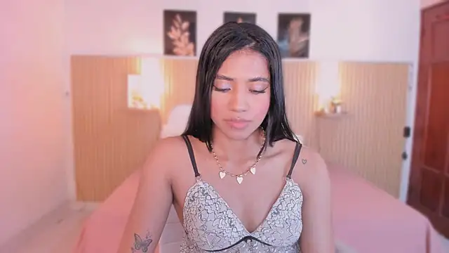 Harmony_Malkova webcam