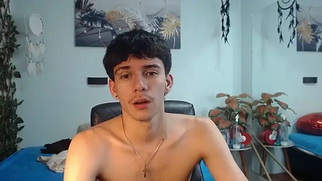 AmethystShadow17 webcam