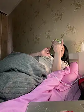 Naughtbaby_2025 webcam