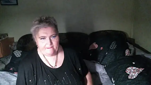 lana555 - Lana555's free webcam - UK Sex Cams