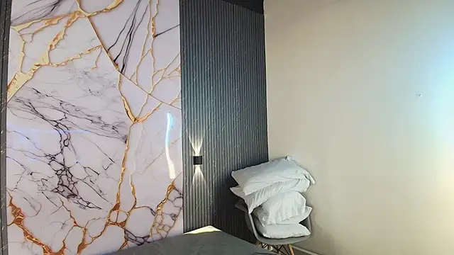 big_tits_in_your_face webcam