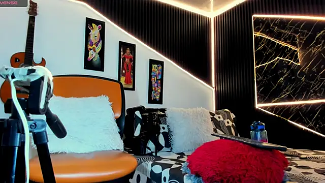 Issabella_Davinci webcam