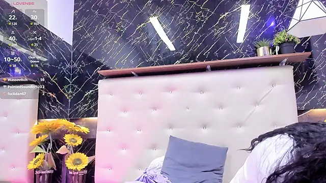 renata_blue - Renata_blue's free webcam - UK Sex Cams