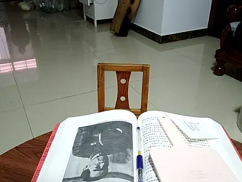 AngelwithEcup webcam