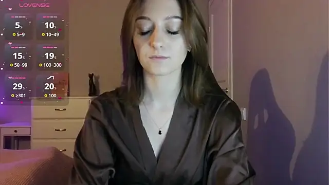 white_liillyy webcam