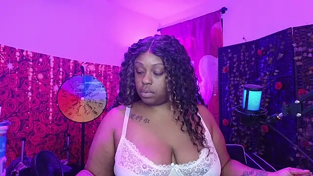 cheriserozequeen webcam