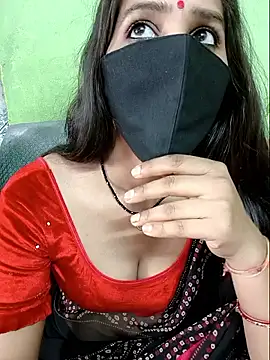 SareeQween143 webcam