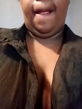 HotBootyBabe90 webcam