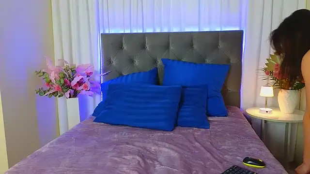 Ariana_Petite webcam