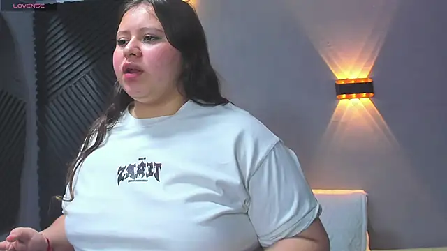 Laia_and_Aloby live sex cam