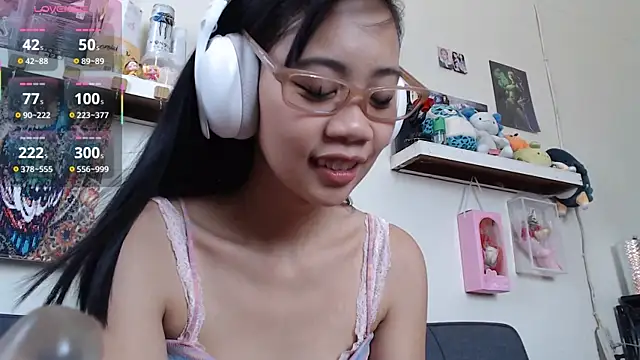 GloryKulikowski webcam