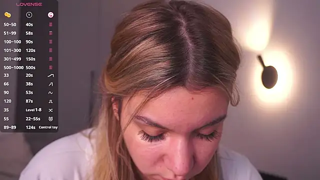 BrynnHolverson webcam