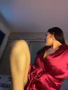 samantafoxx_ - Samantafoxx_'s free webcam - UK Sex Cams