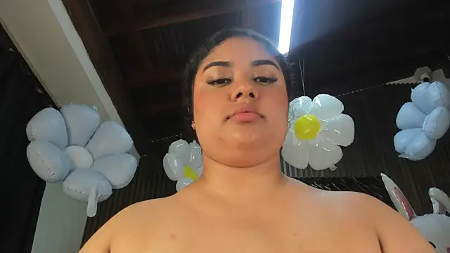 Karla18_ webcam