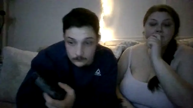 thehoneycouple420 webcam