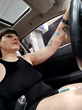 best livesex LilStrange4LilChange