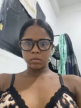 chat free LIA PARKERR