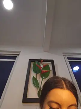 Pretty_Julieta webcam