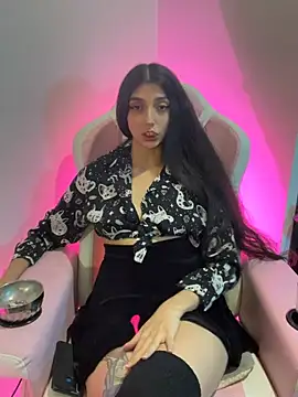 Felicia_smok3 webcam