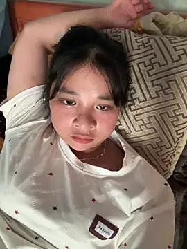 linbi135 - Linbi135's free webcam - UK Sex Cams