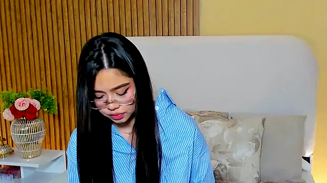 CristalMayson webcam