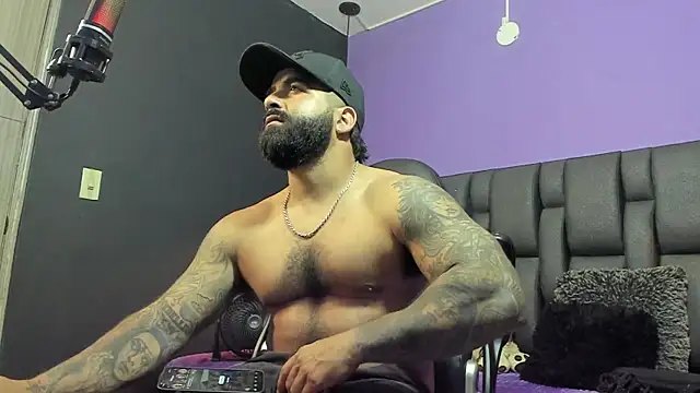 Lyon_vach live sex cam