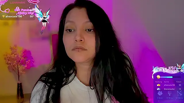 MarcellaGriffin webcam