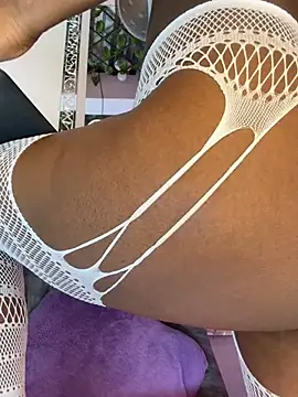 kendra_smiitch webcam