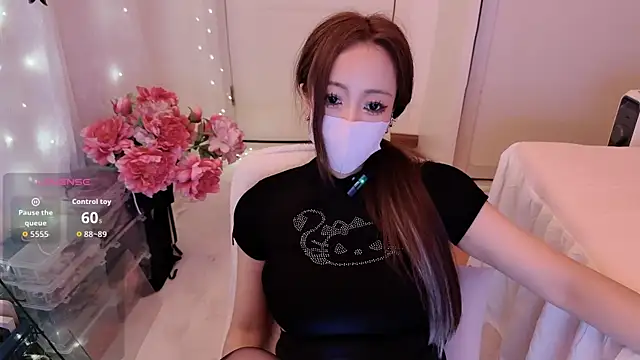 美女charlotte520在线直播