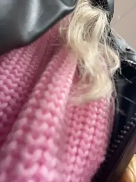 MerlinDave Stripchat cam model