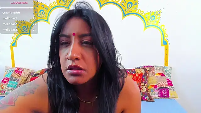 LadyNahir live sex cam